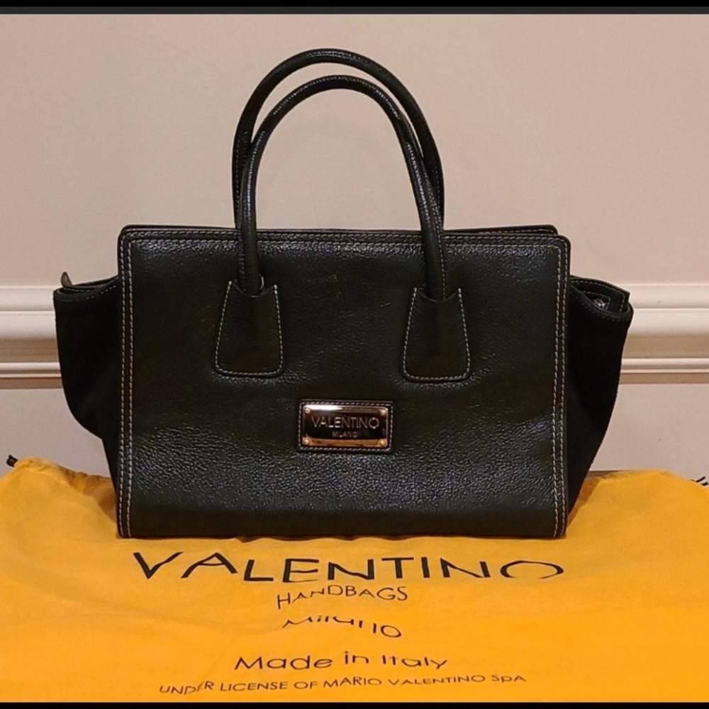 Valentino Handbag Taking offers